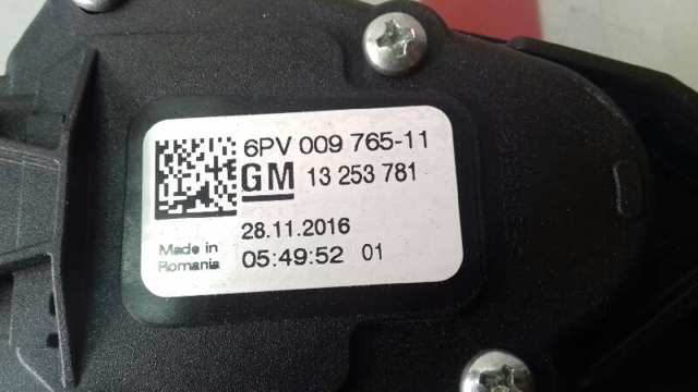 Педаль акселератора Opel 13253781