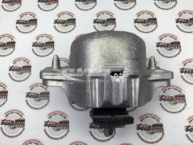 LR094225 Land Rover Кронштейн подушки (опоры) двигателя правой