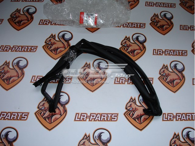 Купить LR099668 Land Rover 