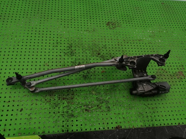 3M5117504AG Ford 