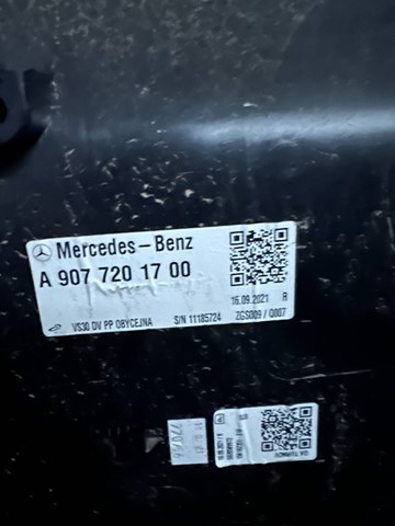 Обшивка передней двери правой Mercedes A9077201700 цена, от 38.43 USD