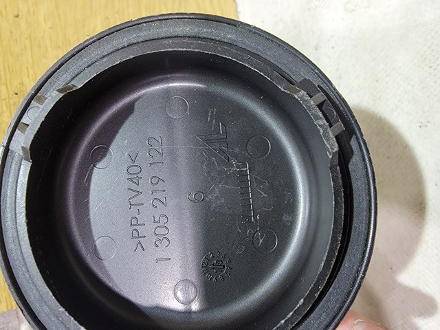 1305219122 Mercedes Заглушка фары