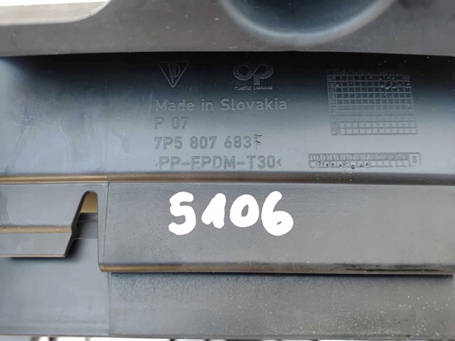 7P5807683F Porsche 