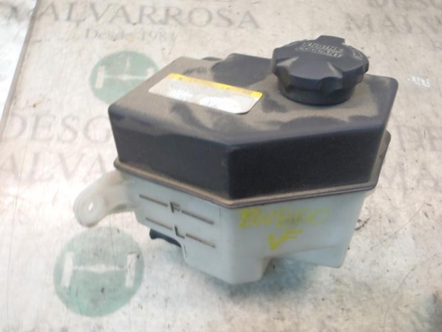 Бачок системы охлаждения двигателя расширительный KIA Rio II седан (JB) (2005 - 2011) цена, от 6.44 USD