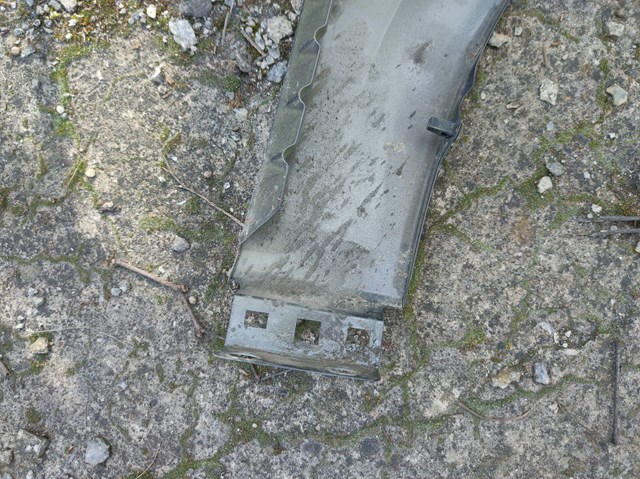 Pára-lama dianteiro esquerdo VAG 3G0821021B preço, a partir de 116,98 USD