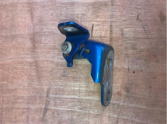 JX7BA22810AB Ford Петля передней двери левая