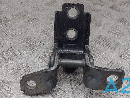 Купить KD5373240A Mazda Завеса двери задней левой
