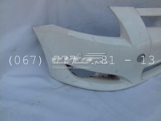 Задний бампер 5215902680 Toyota