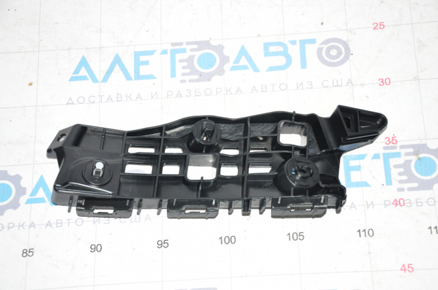 Правое крепление переднего бампера FPS FP8156932 цена, от 4.66 USD