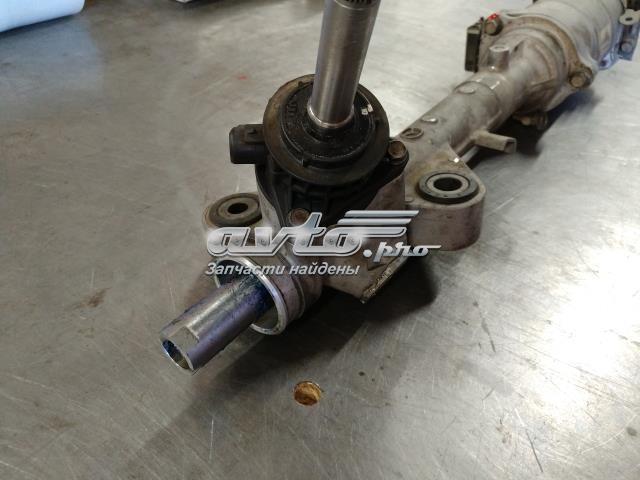 GS1D32110D Mazda Управление рулевое в сборе