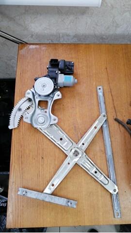 Механизм стеклоподъемника двери задней правой 827201LA0A Nissan/Infiniti