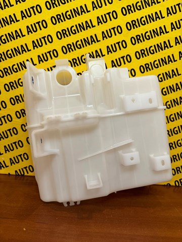 Бачок омывателя TK7867481 Mazda
