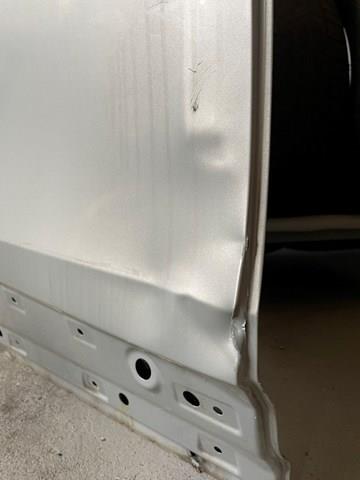 LR117203 Land Rover Дверь задняя, правая