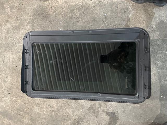 Крышка люка крыши VAG 4G5877071