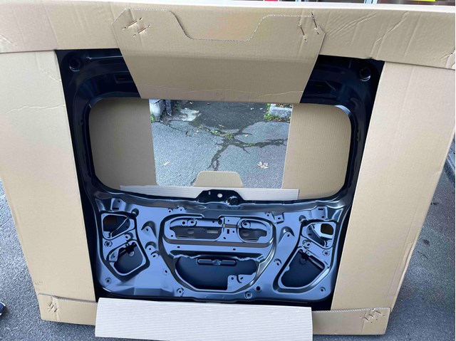 ばぁとん KBY16202XC Mazda Дверь задняя (багажная 3/5-я (ляда)