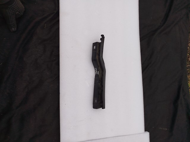  GN1517A882B Ford