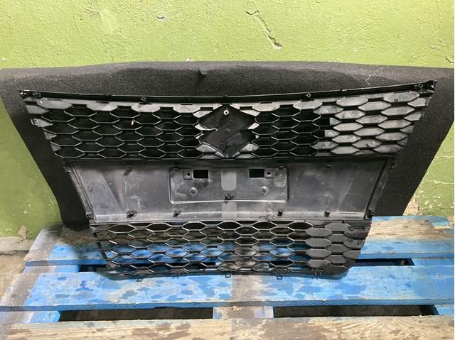 Решетка радиатора 7172168L005PK Suzuki