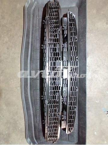 6008159 Tesla Решетка переднего бампера