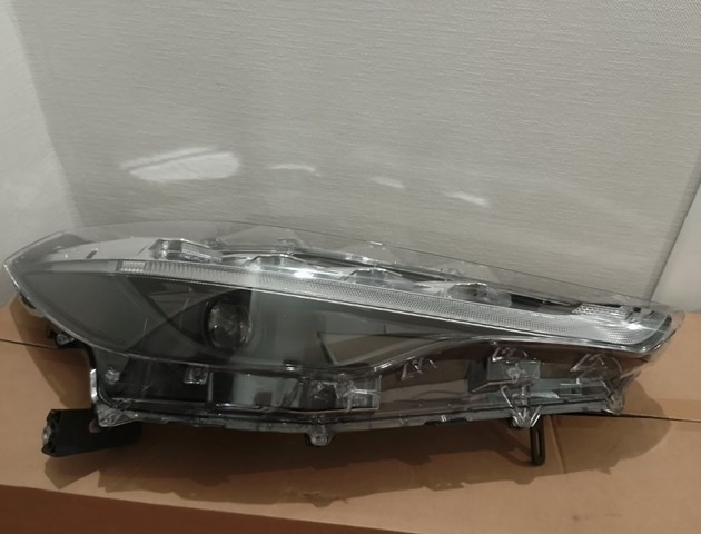 Купить 8111016840 Toyota Фара основная правая