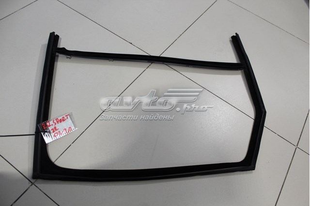 Купить LR084158 Land Rover 