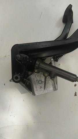 Compre Pedal de embraiagem Mercedes E 