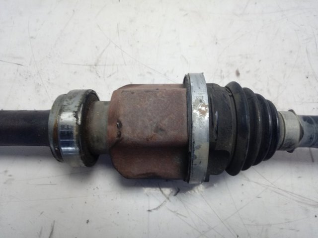Правая полуось 9809527980 Peugeot/Citroen