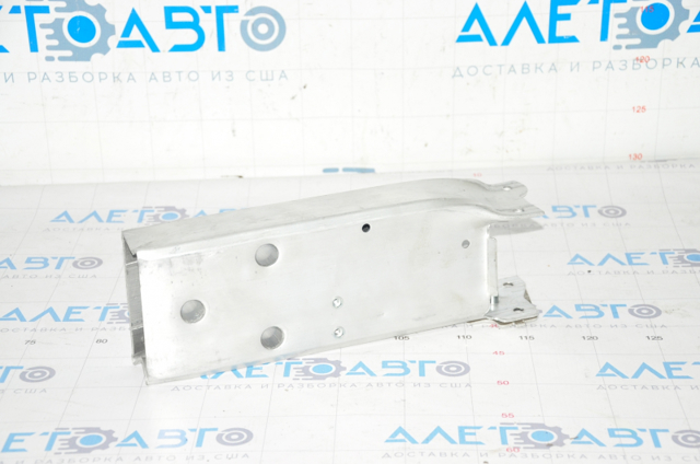 Кронштейн усилителя переднего бампера FPS FP1422943 цена, от 40.09 USD