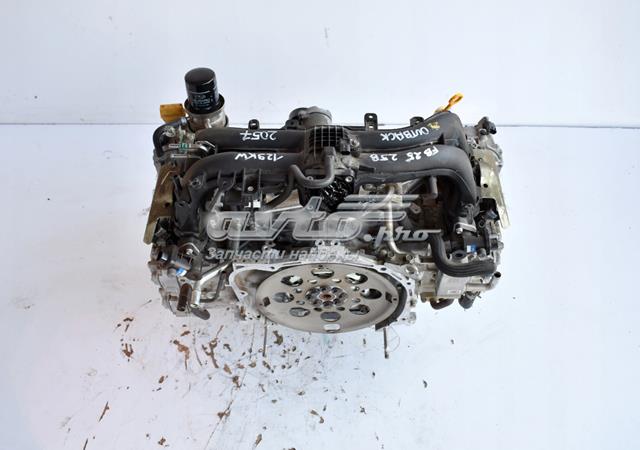 FB25 Subaru motor montado