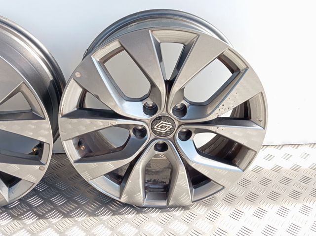 Купить 403002540R Renault (RVI) 