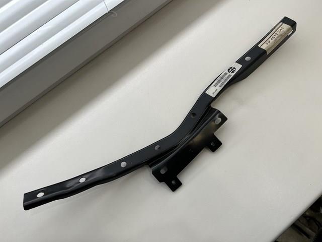 Кронштейн крепления бампера переднего левый FPS FP4812941 цена, от 13.52 USD