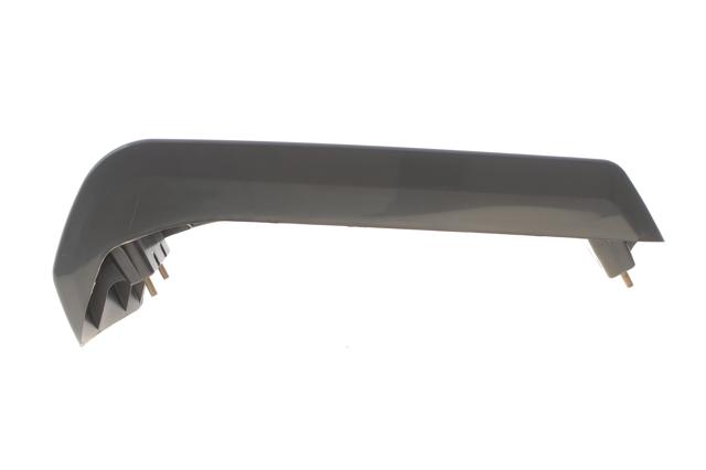 RW88023 Rotweiss Клык заднего бампера правый