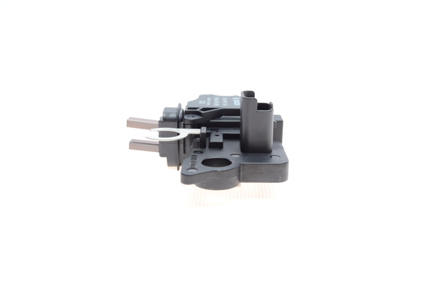 Купить 1986AE0095 Bosch Реле регулятор напряжения генератора