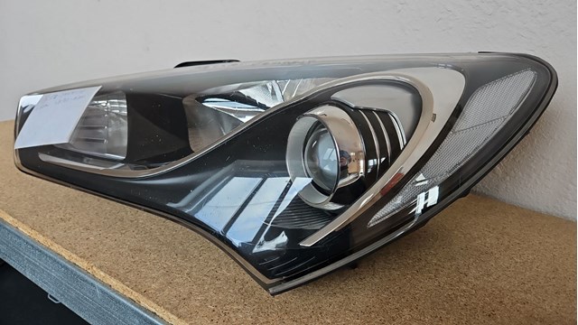 921012M550 Hyundai/Kia Фара