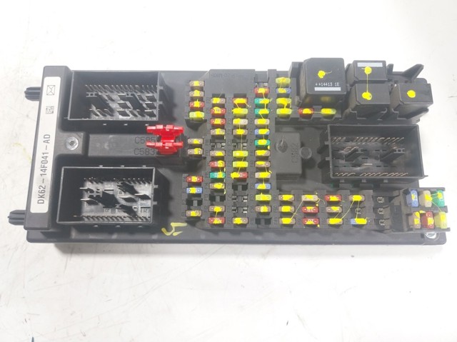 LR042132 Land Rover Монтажный блок предохранителей
