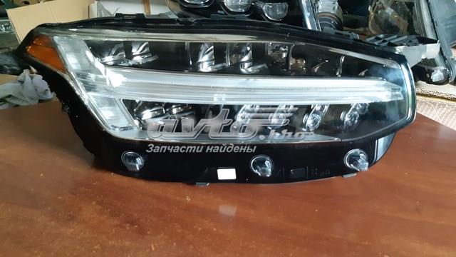 Правая фара 31446687 Volvo