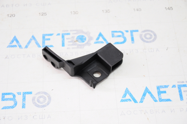 Кронштейн (адаптер) крепления фары передней левой FPS FP2820935 цена, от 3.80 USD