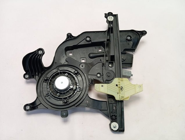 Стеклоподъемник передней левой двери 9840175680 Peugeot/Citroen