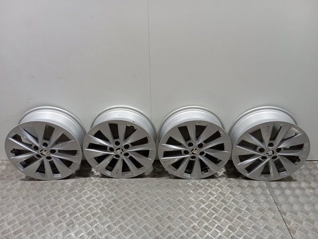 657601025AJ VAG Оригинальные диски