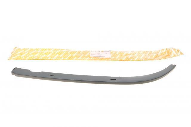 Ресничка (накладка) правой фары Autotechteile 7025103 цена, от 8.44 USD