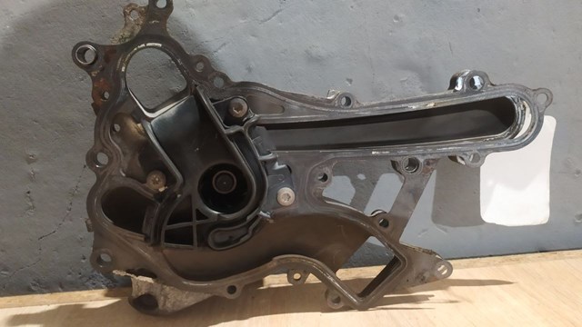 A2762010701 Mercedes Насос водяной