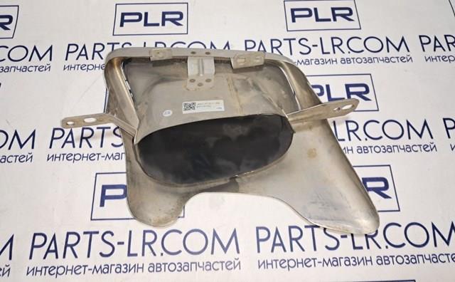 Land Rover LR104743
