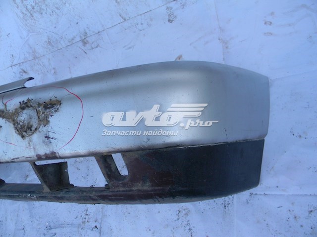Бампер передний в сборе на ВАЗ 2110  