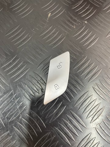 9299461 BMW Кнопка центрального замка