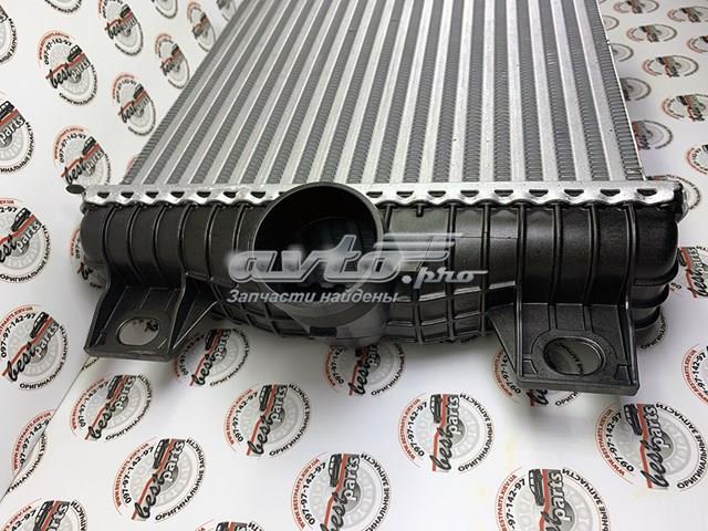 Купить LR036432 Land Rover Интеркулер