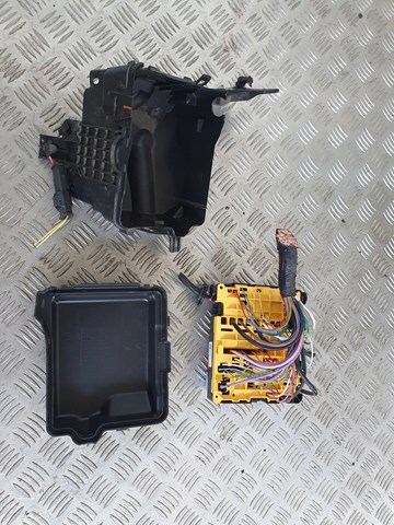 Купить 9804848580 Peugeot/Citroen Монжатный блок реле