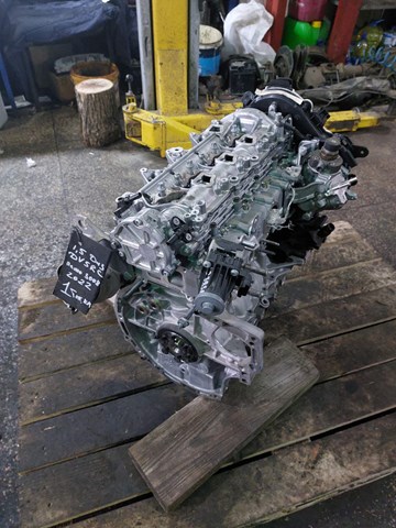 Шатун поршня двигателя на Peugeot 508 II 