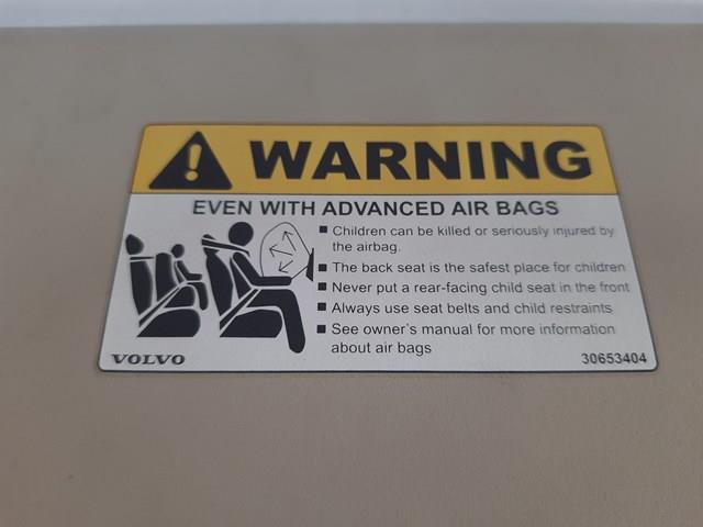 30653404 Volvo 