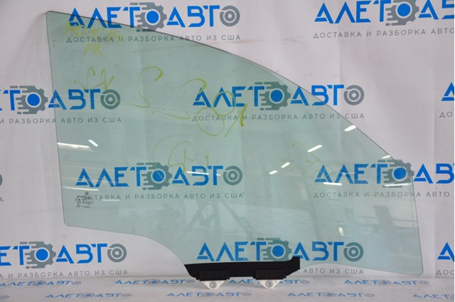 73300TZ5A10 Honda Стекло передней двери, правой