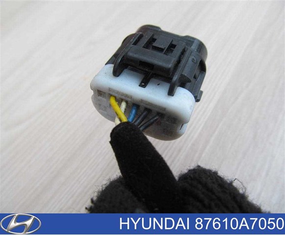 87610A7050 Hyundai/Kia Левое боковое зеркало