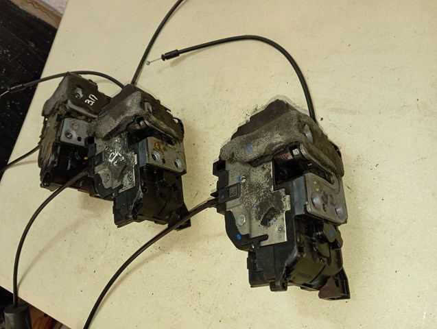 Купить 825020073R Renault (RVI) 